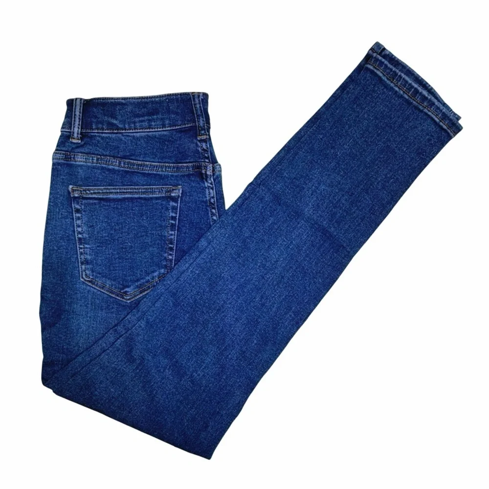 Perfect Jeans Men’s ‘Oceans’ Medium-Blue Slim-Fit Jeans / 28” x 30”